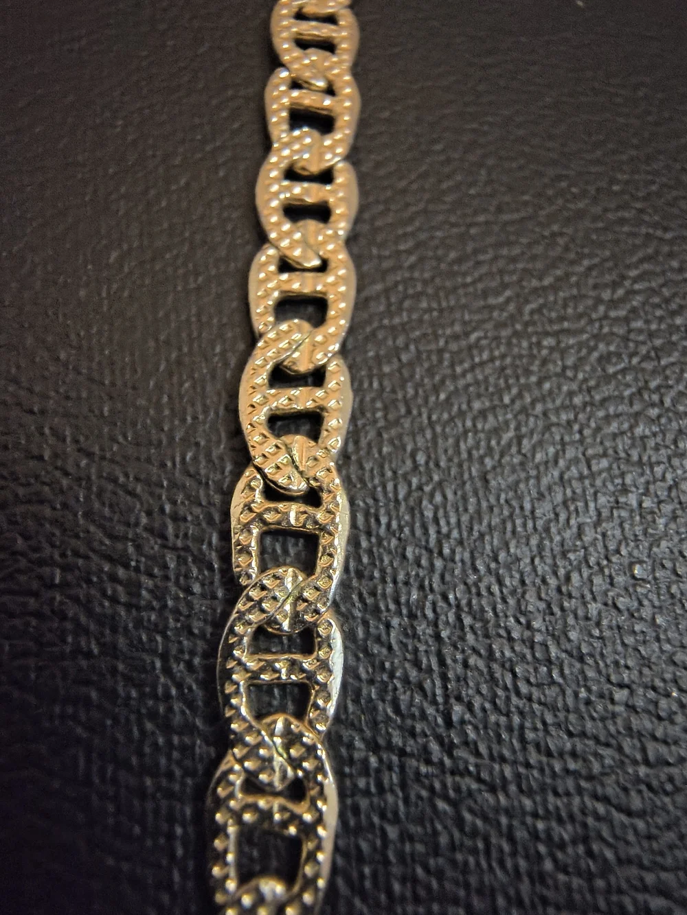 Gold Link Chain Bracelet - Women's Fashion Jewelry